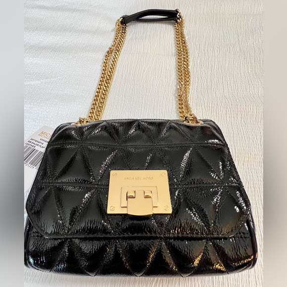 Michael Kors - vivianne small quilted patent leather shoulder flap bag - Picture 2 of 5